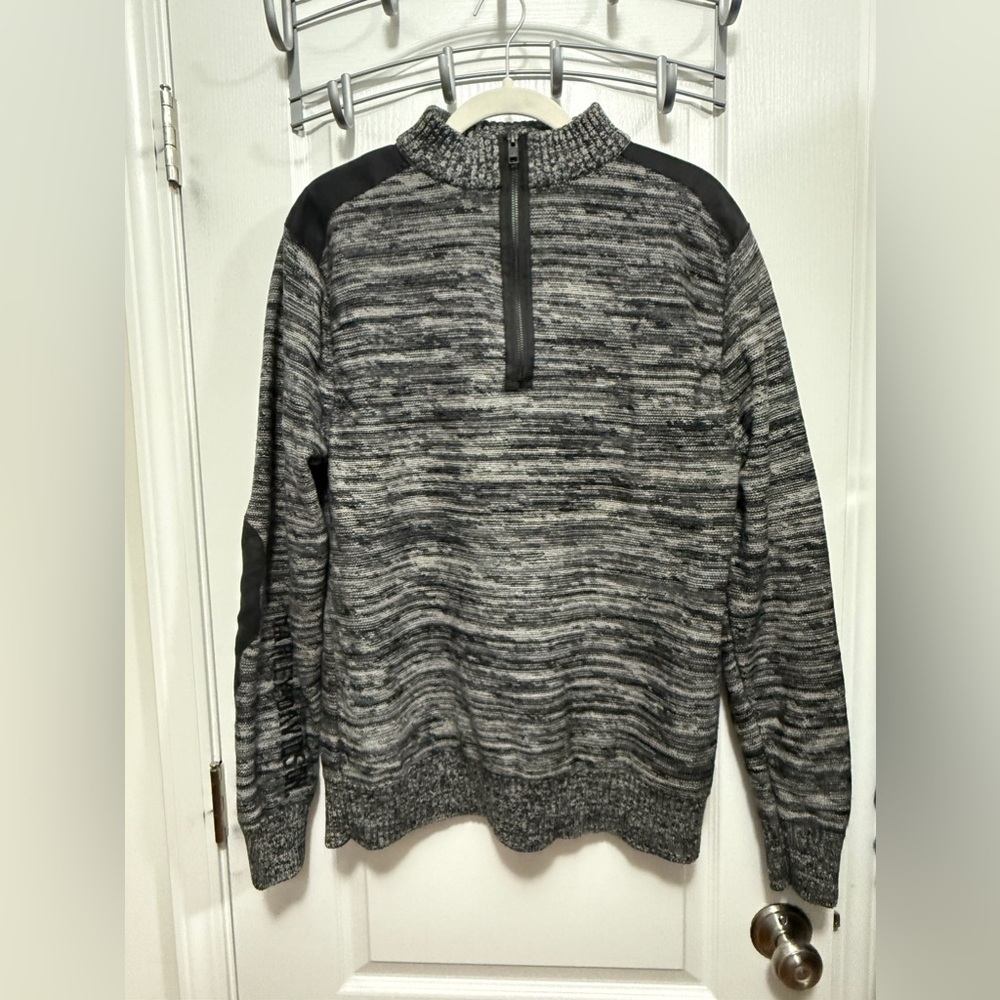 Harley-Davidson 1/4 Zip Sweater,  Embroidered Logo, Bold Stripes, Authentic‎ H-D